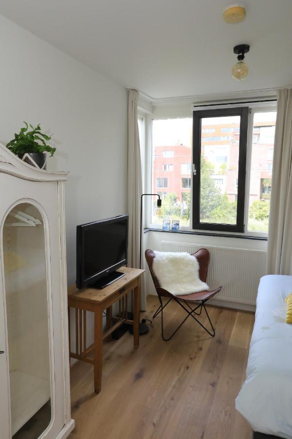 B&B De Zwanebloem Amsterdam Bagian luar foto