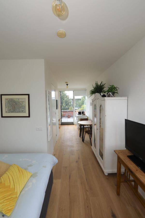 B&B De Zwanebloem Amsterdam Bagian luar foto