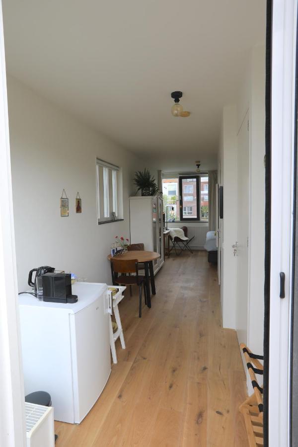 B&B De Zwanebloem Amsterdam Bagian luar foto